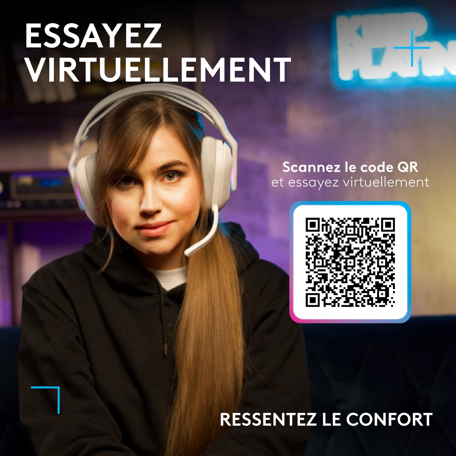 Une femme portant un casque regarde vers le haut, un code QR à côté.