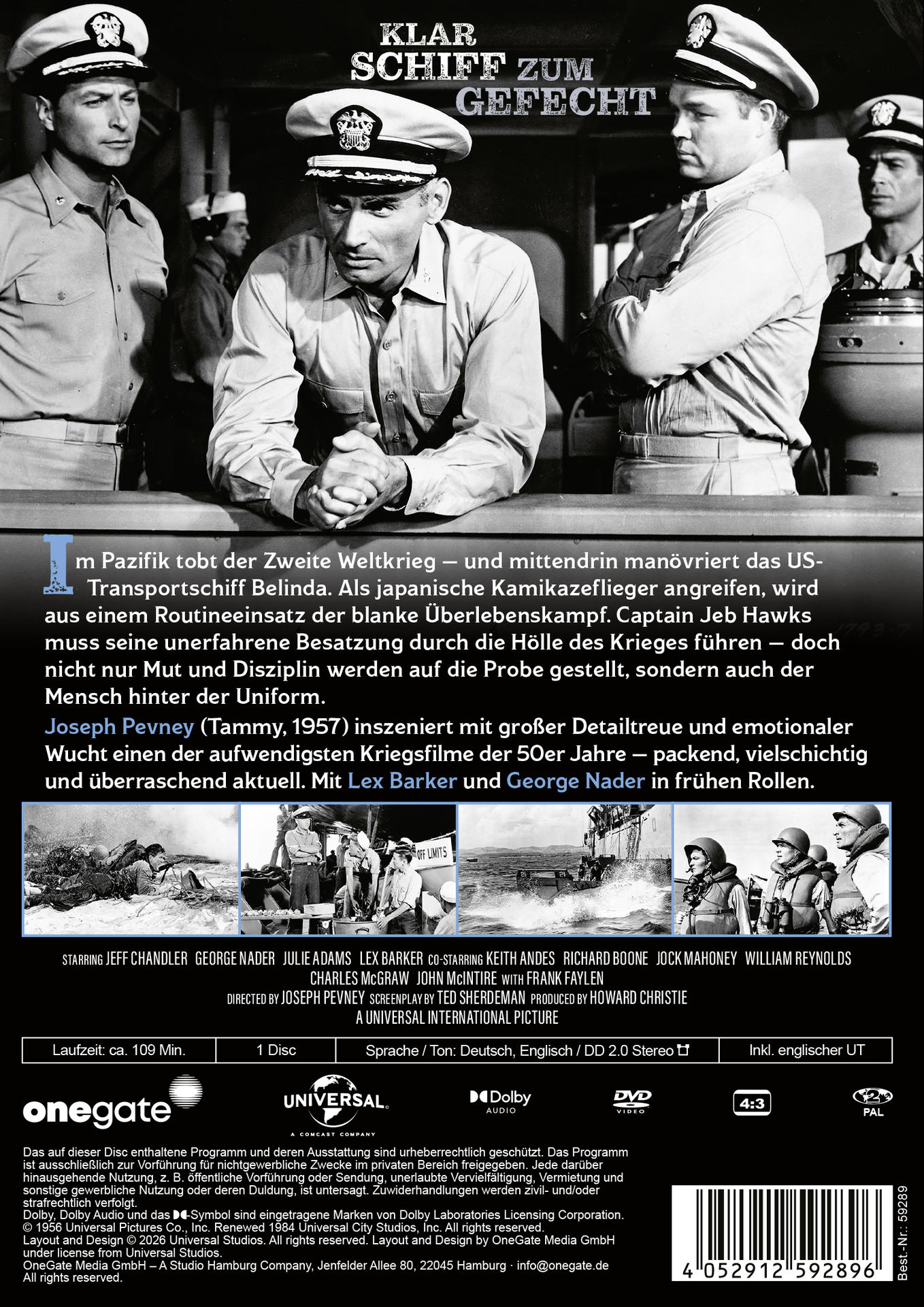 Drei Männer in Marineuniformen auf einem Schiff, mit Filmtitel "Klar Schiff zum Gefecht".