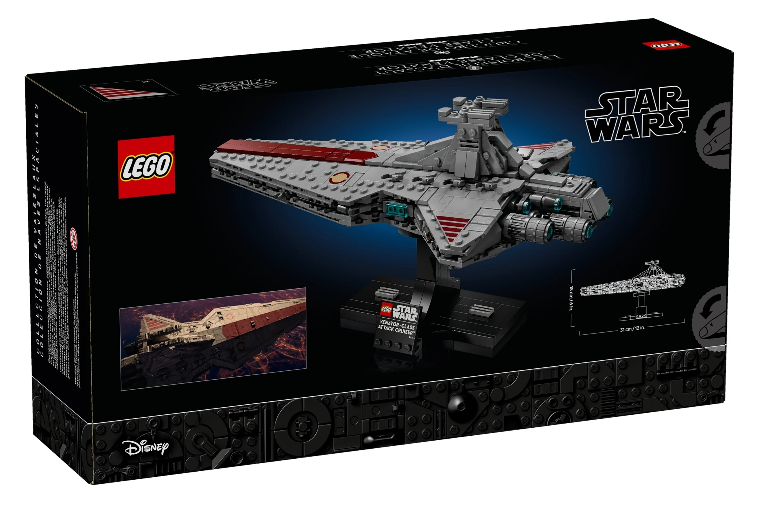 LEGO Star Wars Niszczyciel klasy Venator na czarnym stojaku.