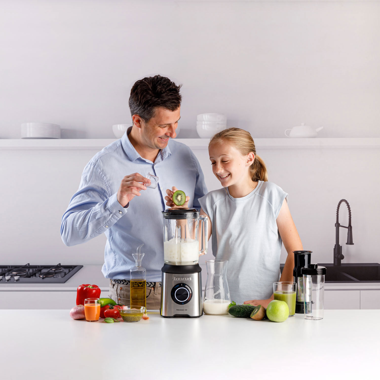 Draagbare Blender Taurus Prior Krachtige Blender - 1800W, 20 Snelheden, Ijscrusher, Smoothie Functie, 2L Glazen Kan, BPA-vrij Draagbare Beker Blender