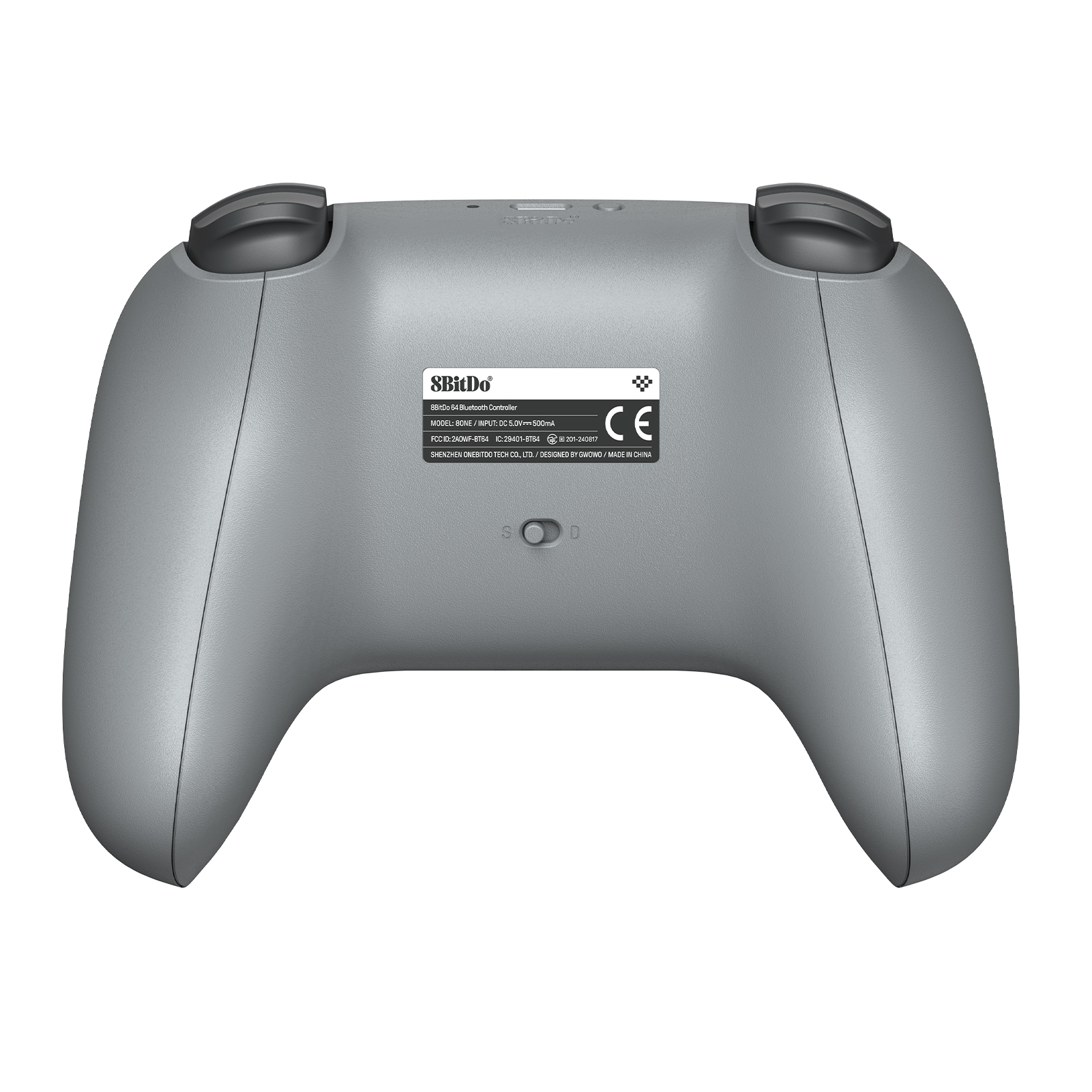 Grauer 8BitDo 64 Bluetooth Controller, Rückansicht, mit CE-Zeichen und Modellinfos.
