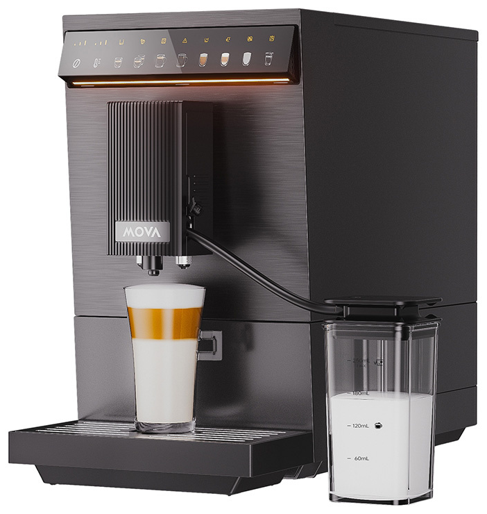 Egy fekete kávéfőző latte macchiato pohárral és tejtartóval.