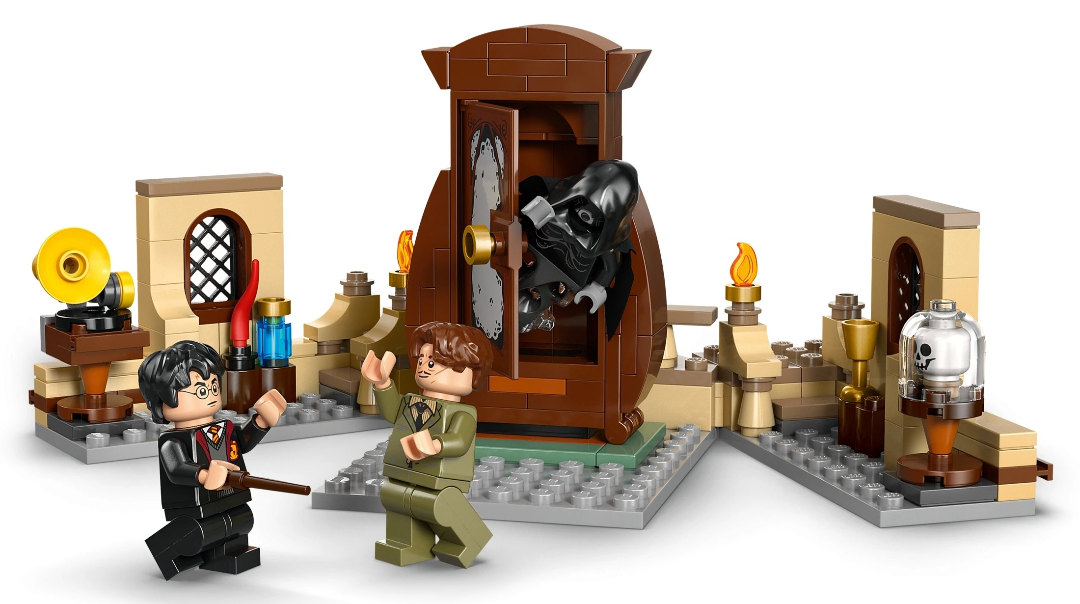 Figurki Lego Harry Potter i Profesora Lupina z szafą i Dementorem.