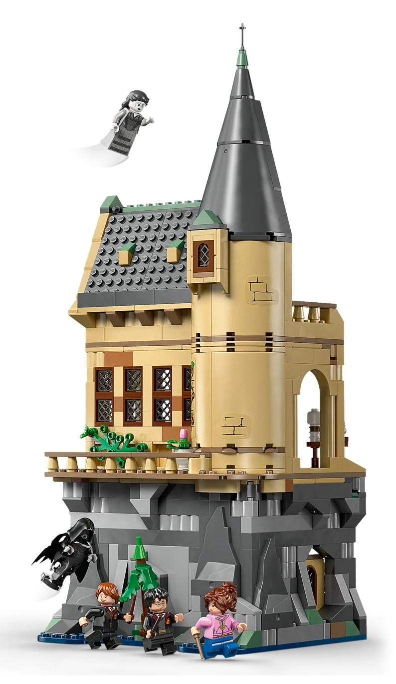 Zamek Hogwart Lego z postaciami, w tym Harrym, Ronem i Hermioną.