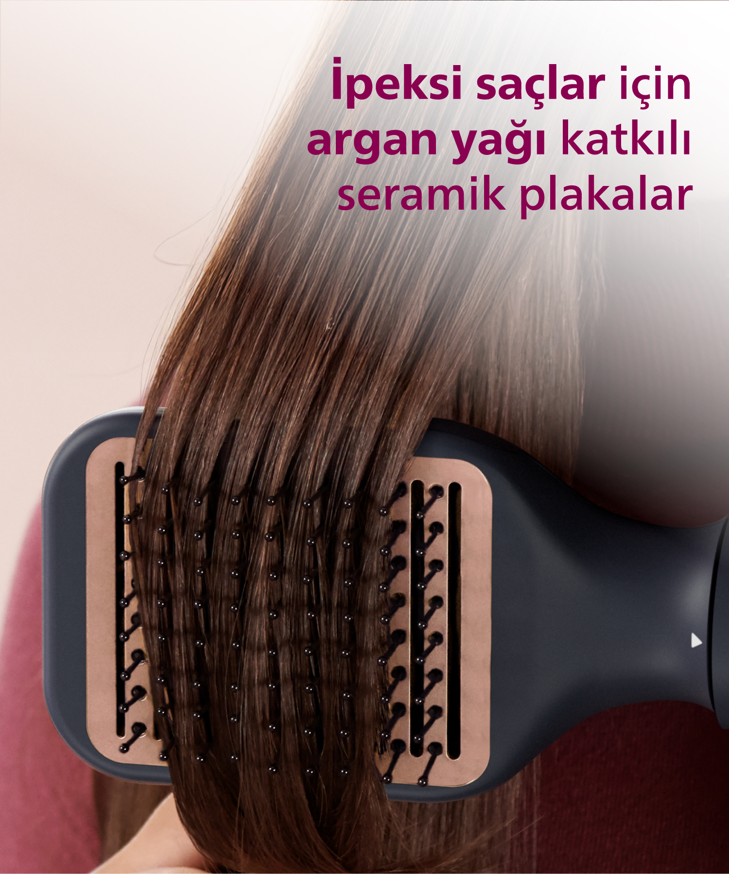 Argan yağlı seramik plakalı saç düzleştirici fırça.