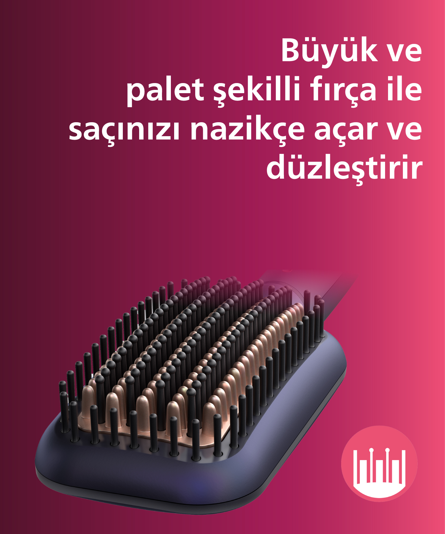 Mor arka plan üzerinde siyah ve altın kıllı saç düzleştirme fırçası.