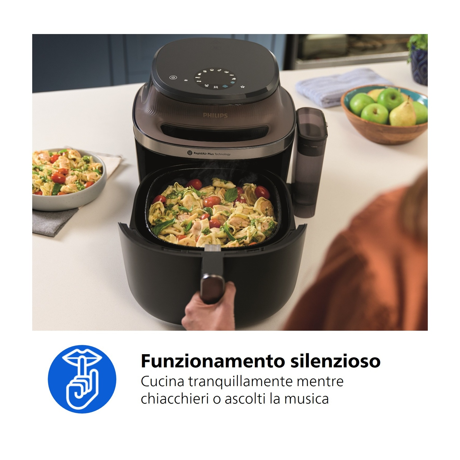 Friggitrice ad aria con cibo, ciotola di frutta e icona silenzio.