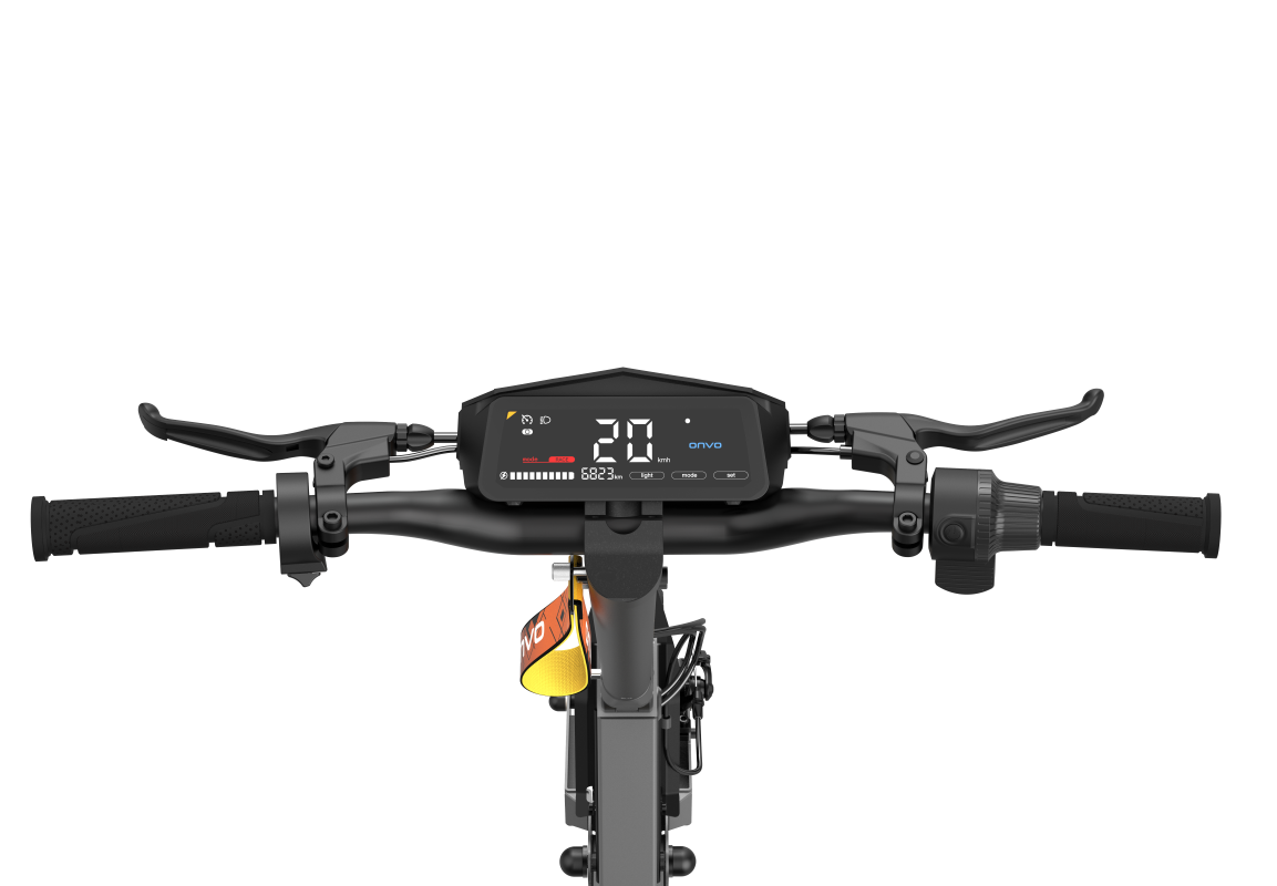 Dijital ekranlı ve fren kollu elektrikli scooter gidonu.