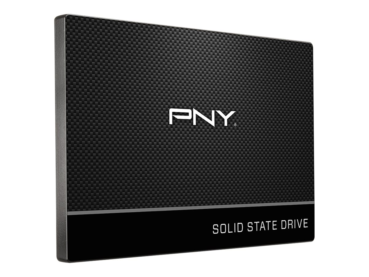 Eine schwarze PNY SSD mit Karbonfaser-Muster und silbernem Streifen.