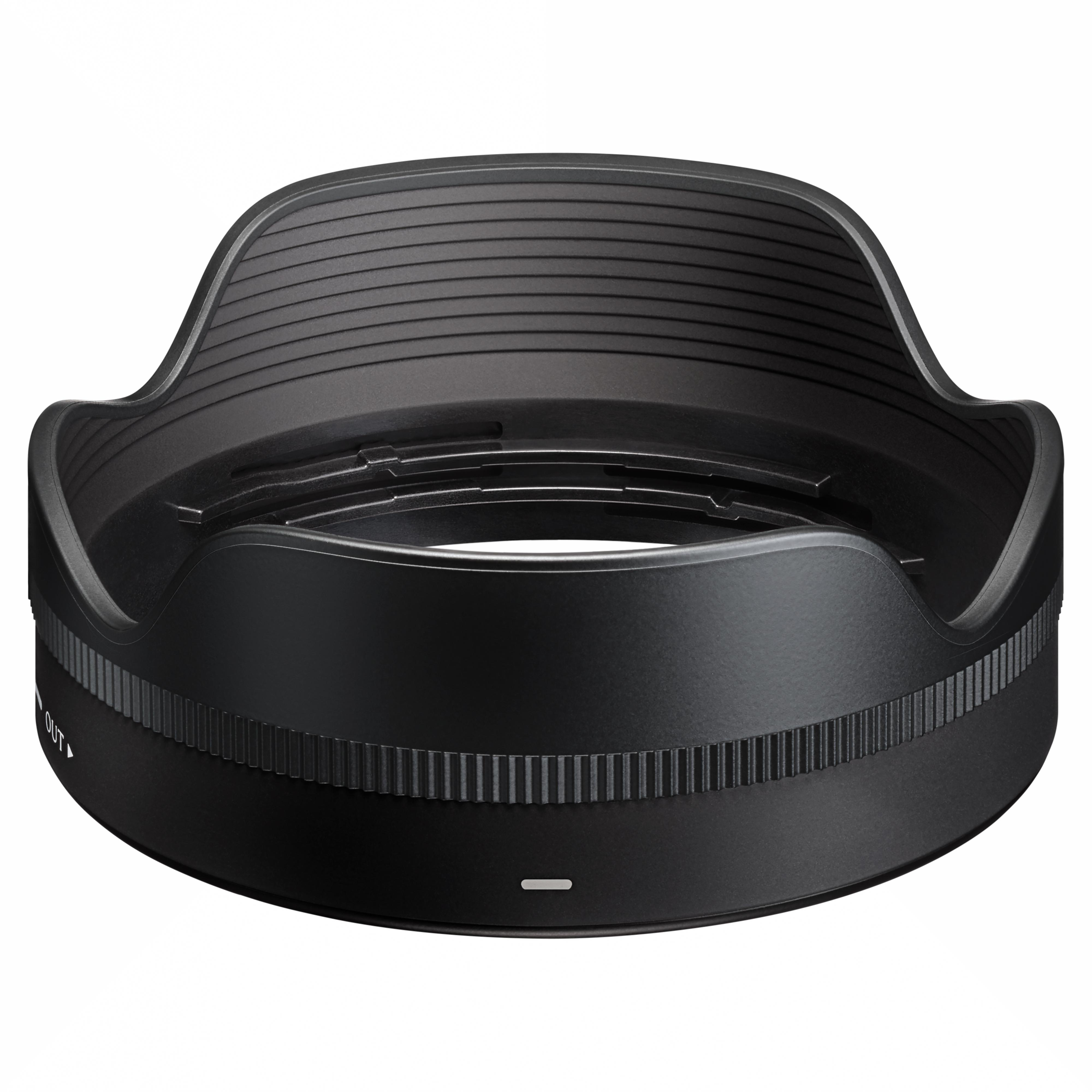 Schwarze Sonnenblende für Kameraobjektive mit geriffelten Ringen und Markierungen.