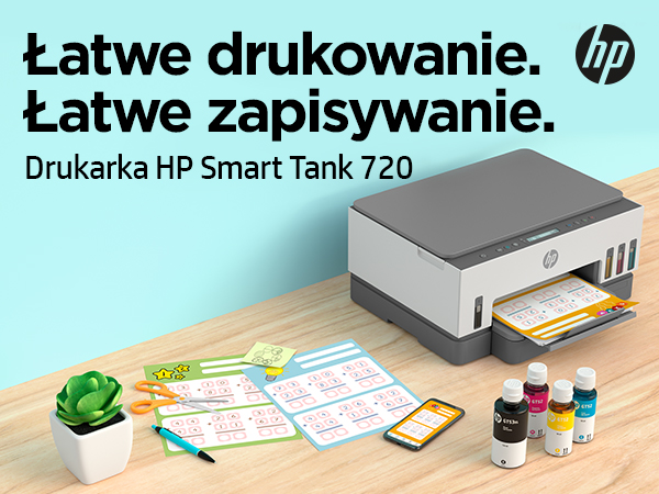 Drukarka HP Smart Tank 720 z butelkami z tuszem, nożyczkami i wydrukami.