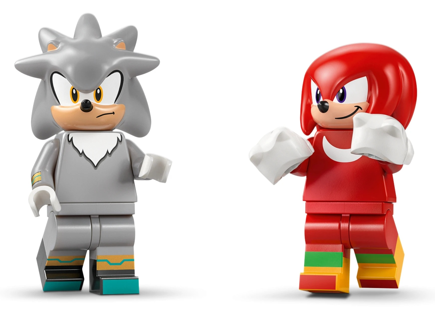 Dwie figurki Lego: Silver the Hedgehog w kolorze szarym i Knuckles the Echidna w czerwonym.