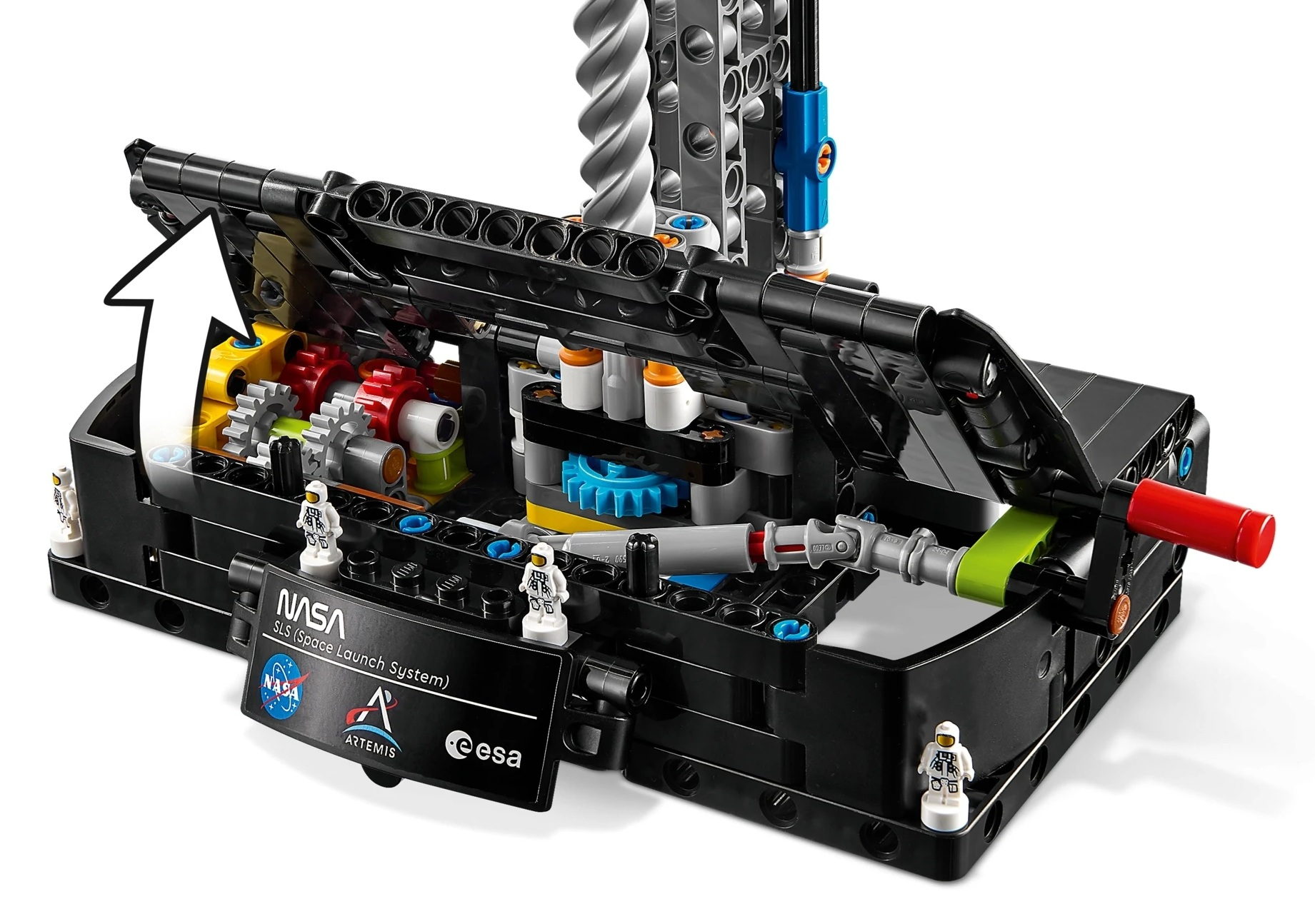 Model Lego systemu startowego statku kosmicznego z zębatkami, astronautami i logo NASA.