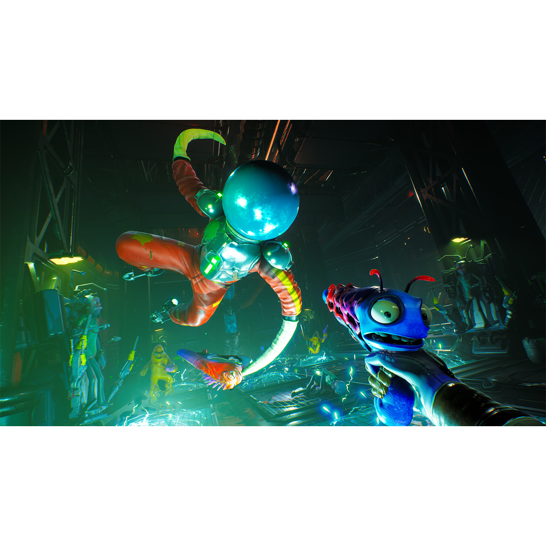 Un personaje alienígena azul sostiene un arma. Un astronauta flota al fondo.
