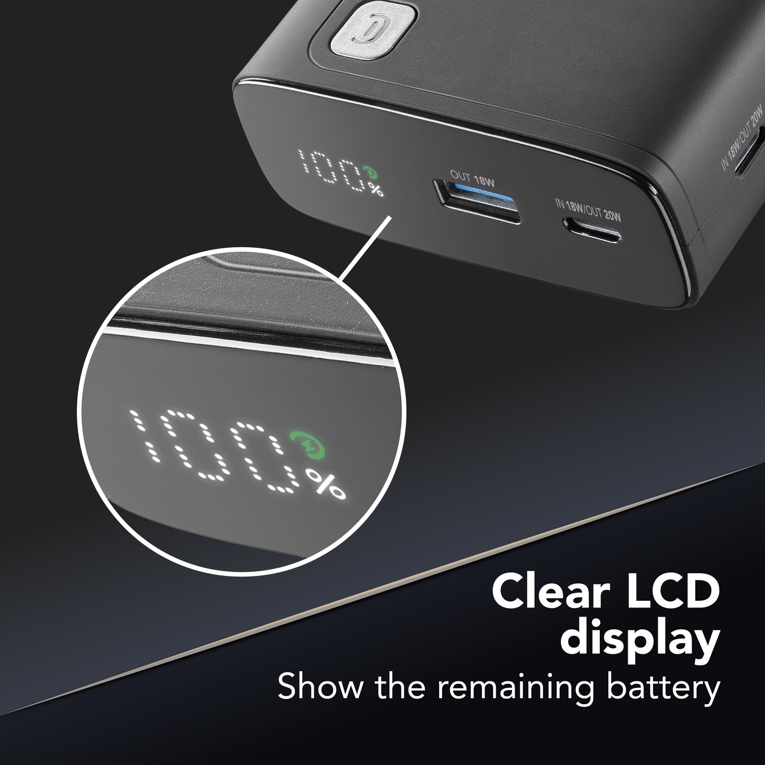 Power bank nero con 100% di carica su schermo LCD chiaro.