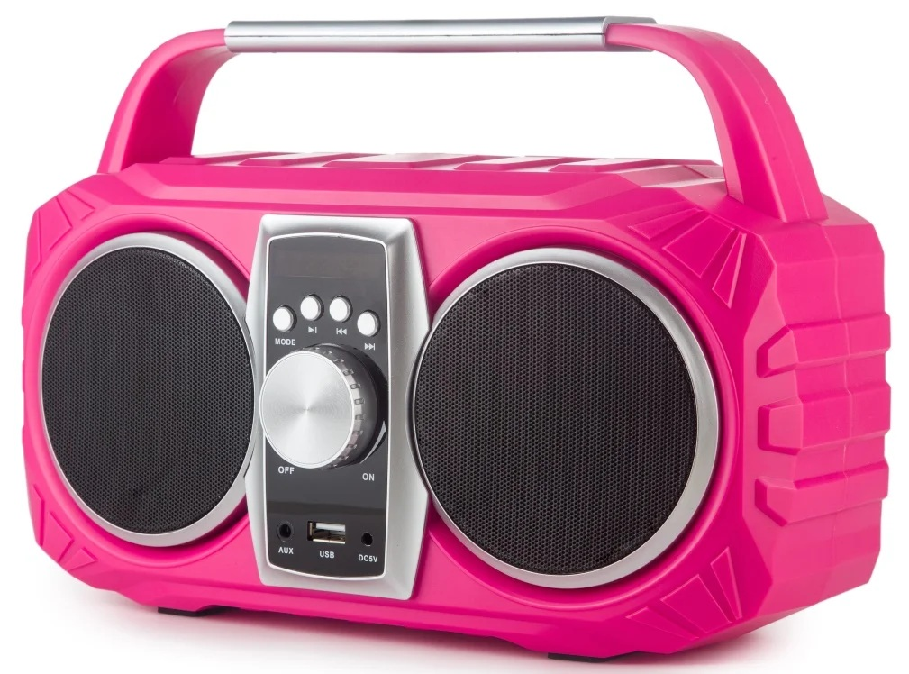 Różowy boombox ze srebrnym uchwytem i czarnymi głośnikami.