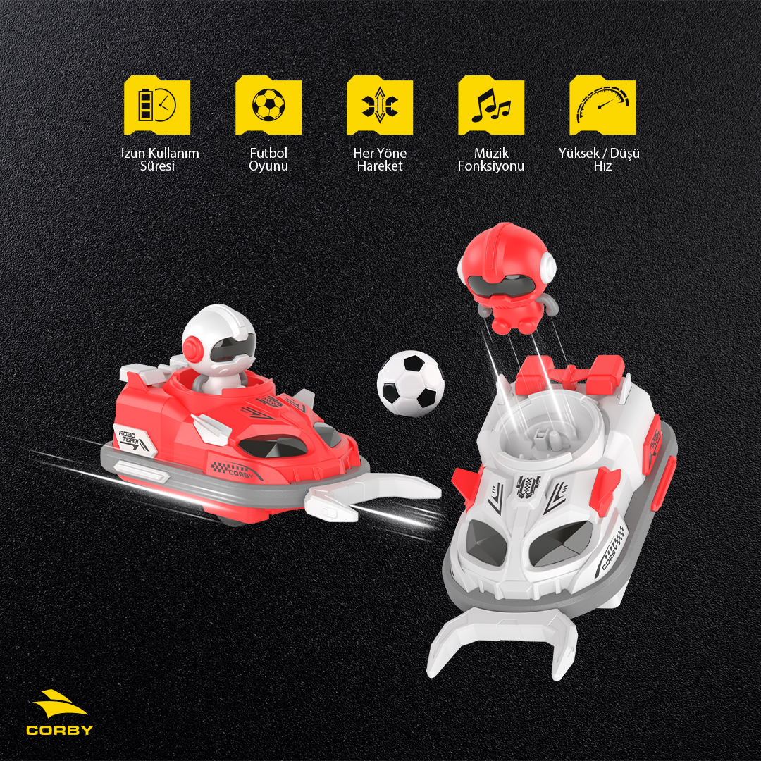 İki uzaktan kumandalı robot araba, biri kırmızı, biri beyaz, aralarında futbol topu.