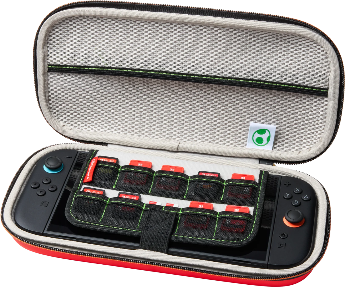 Nyitott piros Nintendo Switch tok játékkazettákkal hálós tartókban.