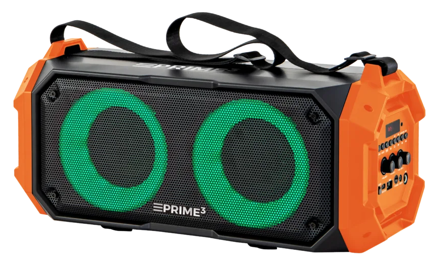 Przenośny głośnik z dwoma zielonymi pierścieniami z przodu i pomarańczowymi akcentami.