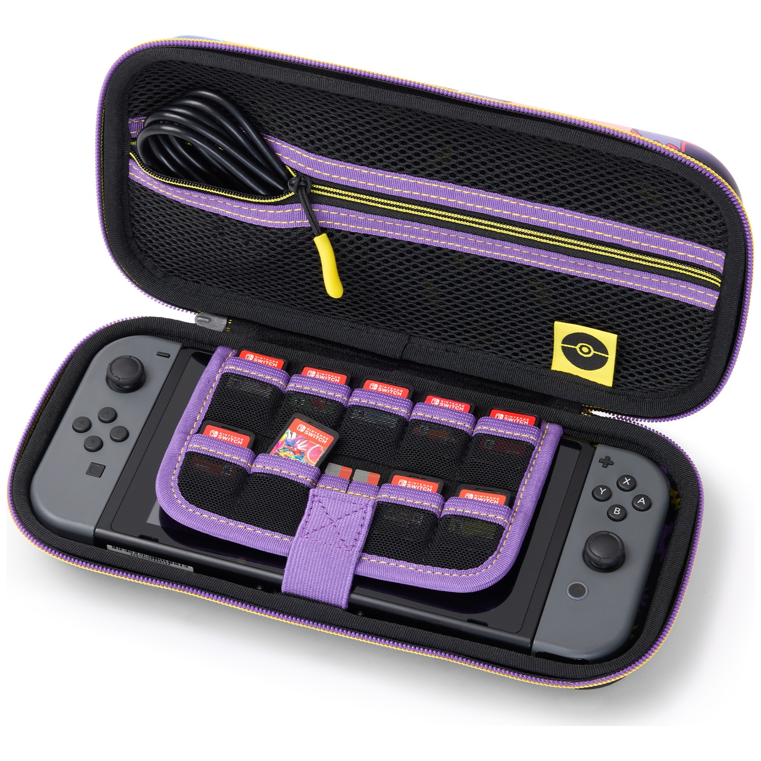 Une housse violette pour Nintendo Switch avec des cartouches de jeu et un câble.
