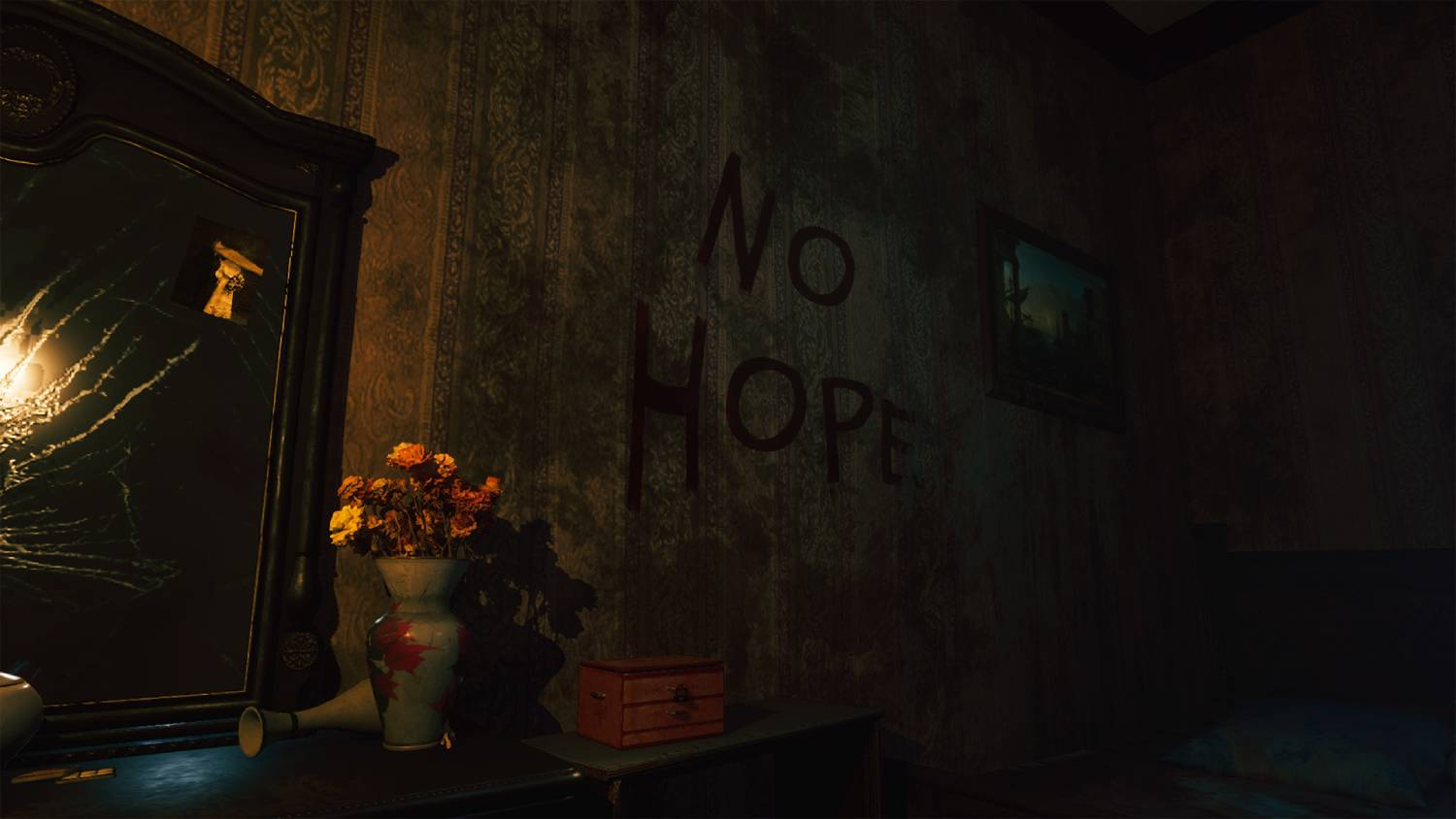 Habitación oscura con espejo roto, flores y la inscripción 'No Hope'.