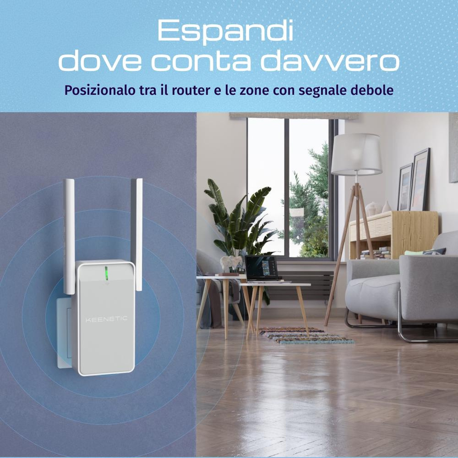 Un ripetitore WiFi Keenetic collegato al muro, con un soggiorno sullo sfondo.