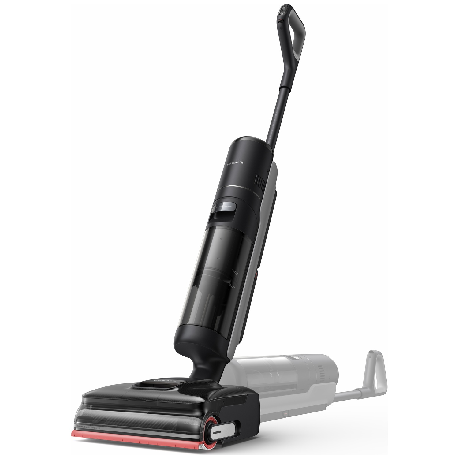 Un aspirateur eau et poussière noir avec réservoir transparent et tête de brosse rouge.