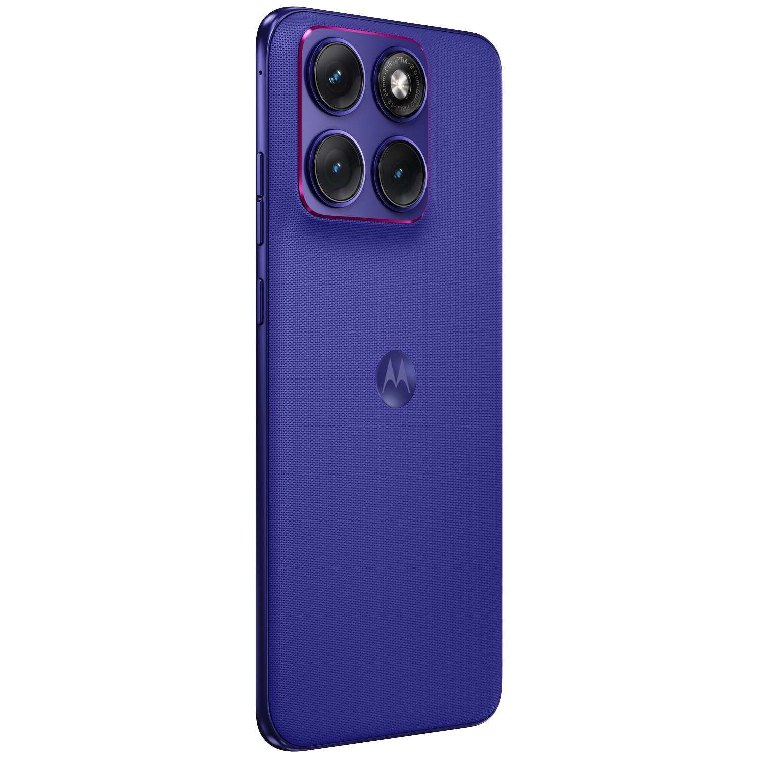 Een paarse Motorola telefoon met vier camera's aan de achterkant.