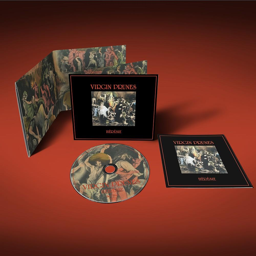 CD-Album mit aufklappbarem Cover und CD, auf rotem Hintergrund.