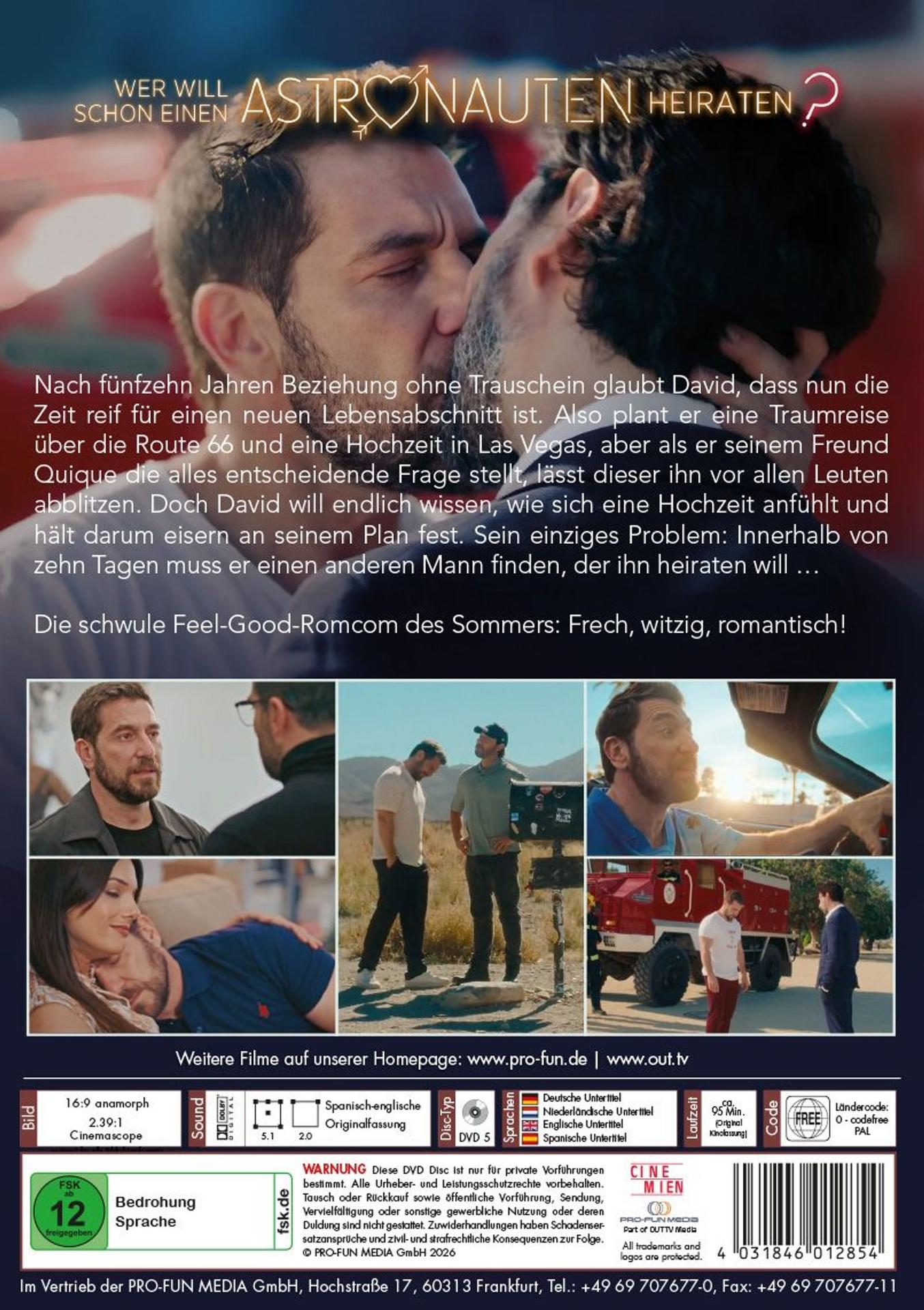 Zwei Männer küssen sich, Filmplakat mit Text und Szenenbildern.