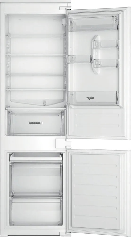 Pusta biała lodówka z otwartymi drzwiami, pokazująca półki i szuflady.