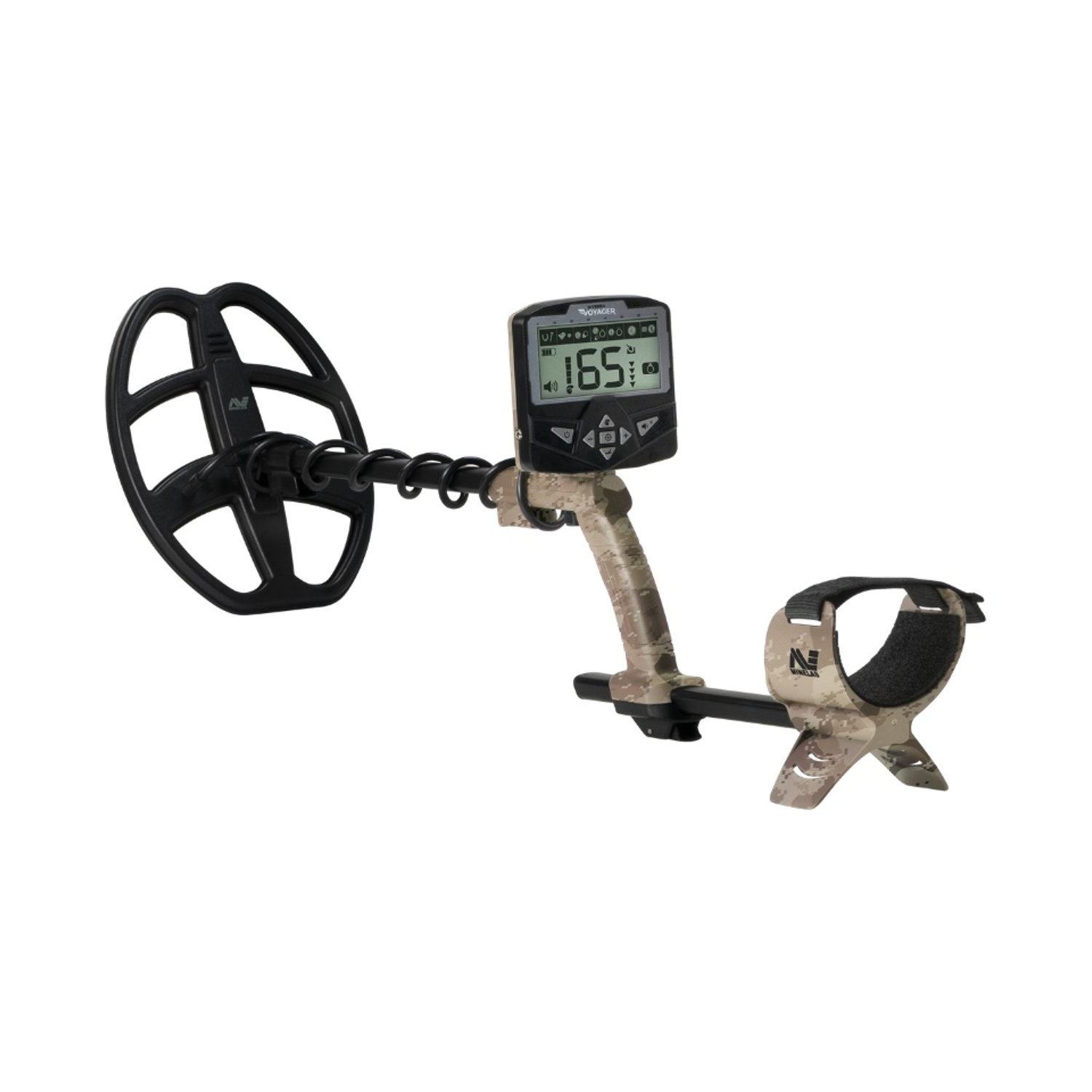 Un metal detector con bobina nera, display digitale e manico mimetico.