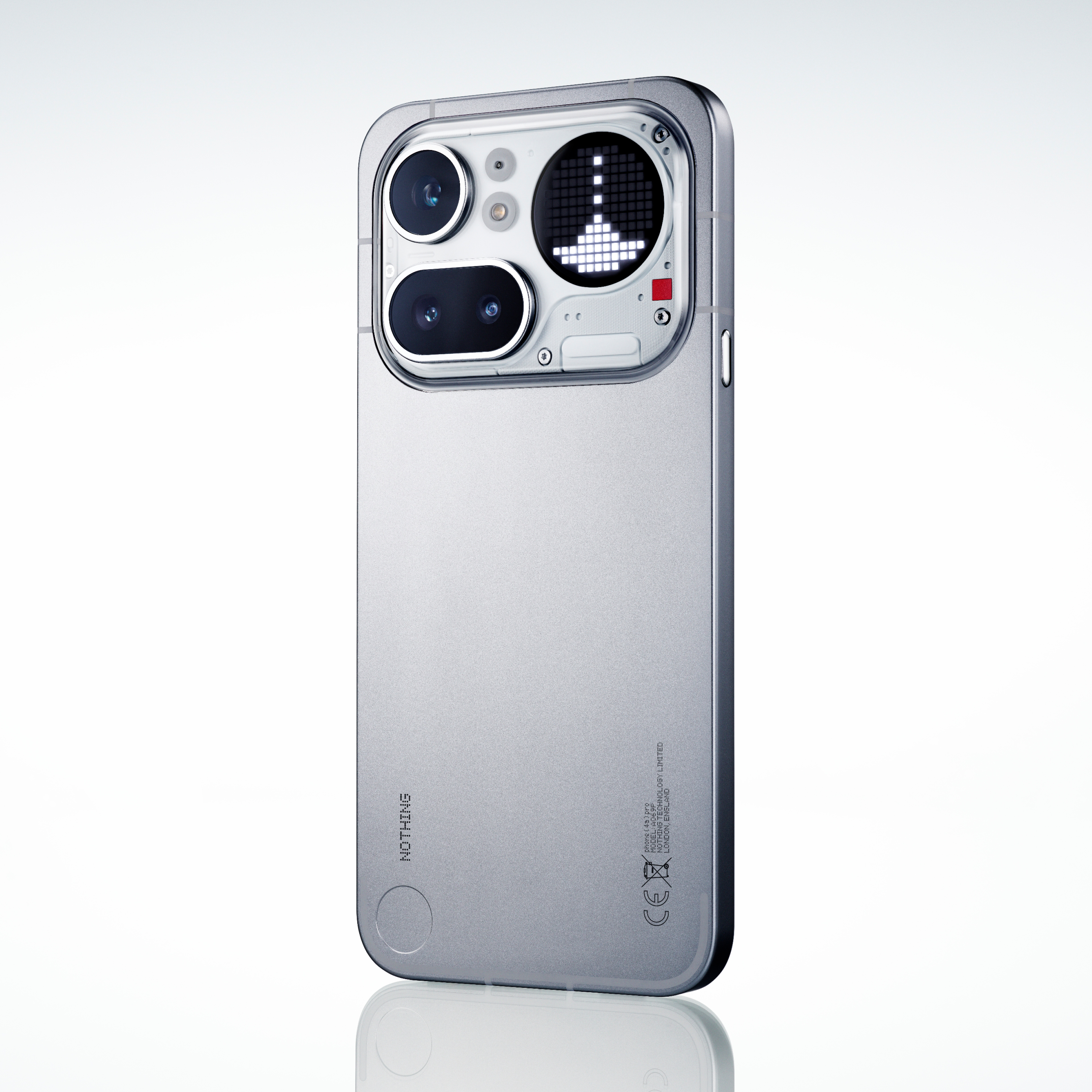 Retro di uno smartphone argentato con due fotocamere e display LED.