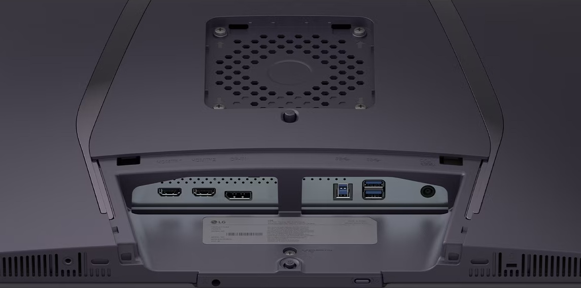 Tył monitora z portami: HDMI, USB i zasilanie.