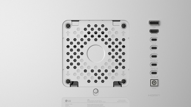 Tył monitora z kratką wentylacyjną i portami.