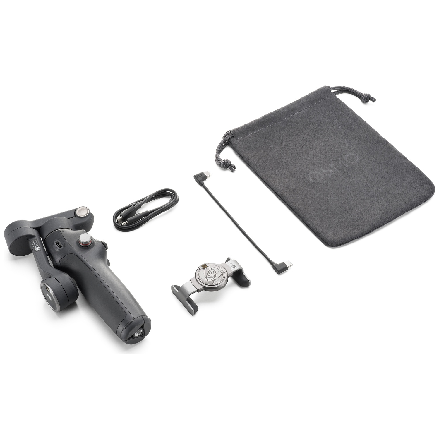 Een zwarte DJI Osmo gimbal, kabels en een grijze tas op witte achtergrond.