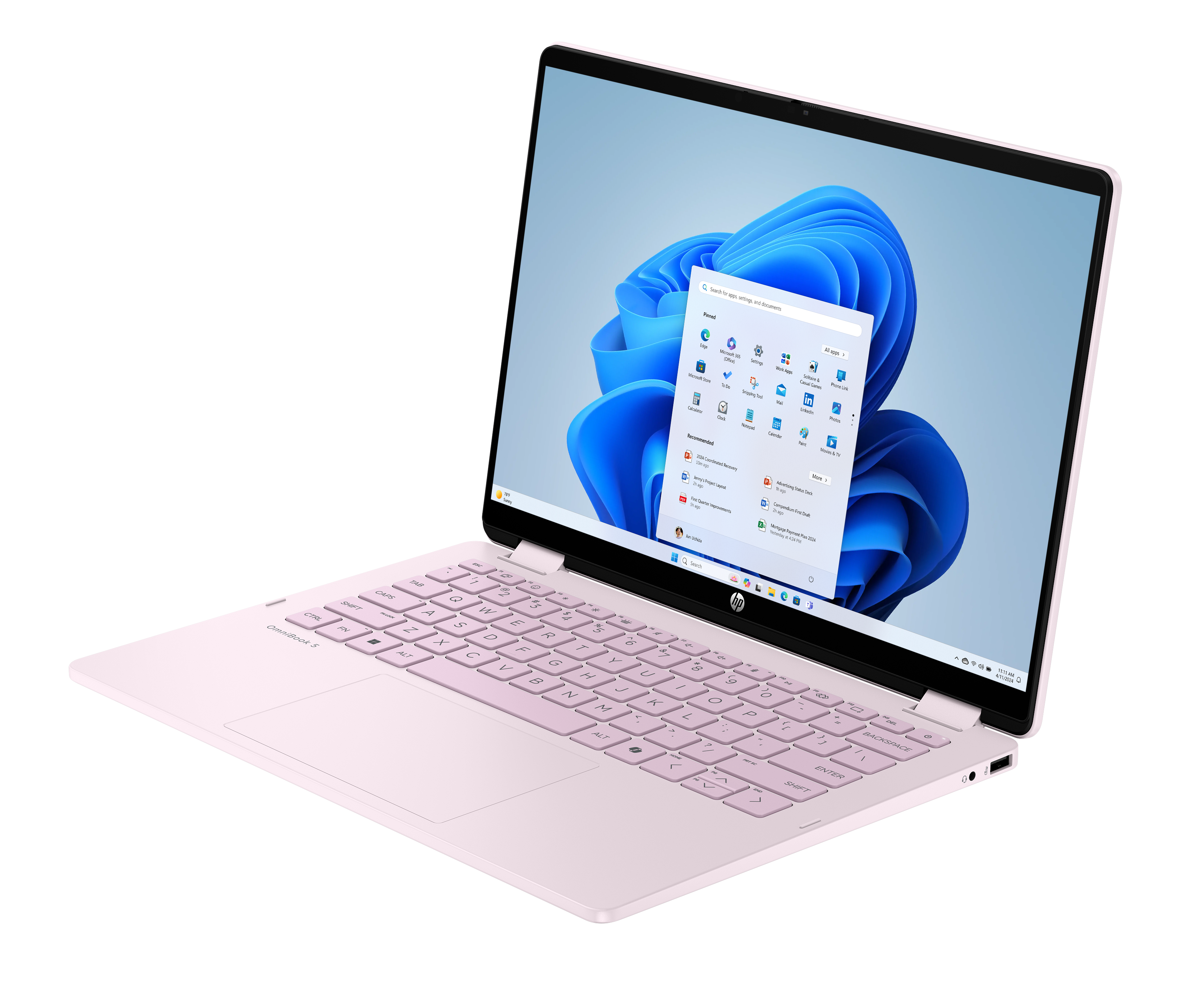Un ordinateur portable rose affichant le menu Démarrer de Windows 11, clavier et pavé tactile.