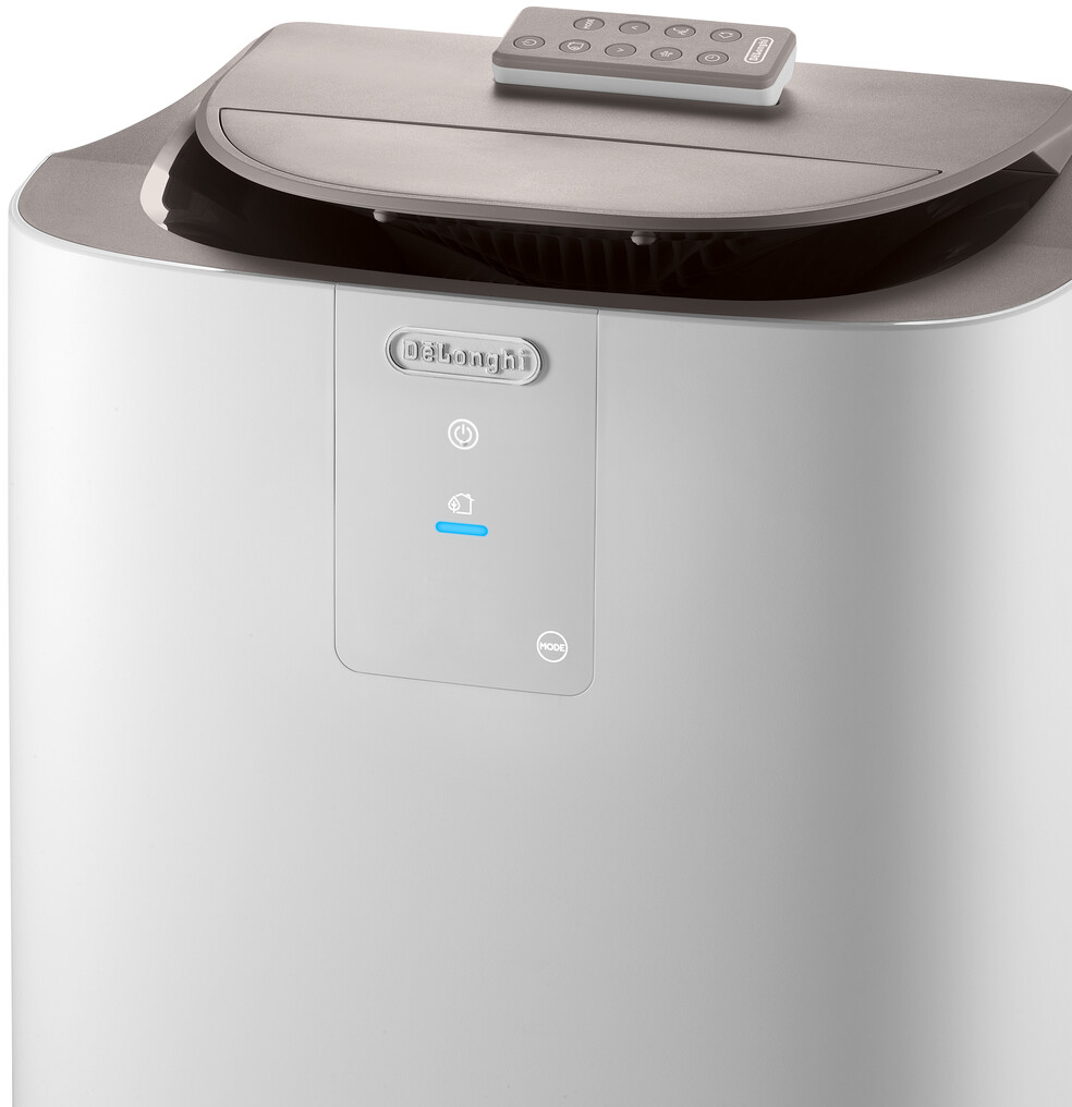 Un purificateur d'air blanc avec une télécommande sur le dessus.