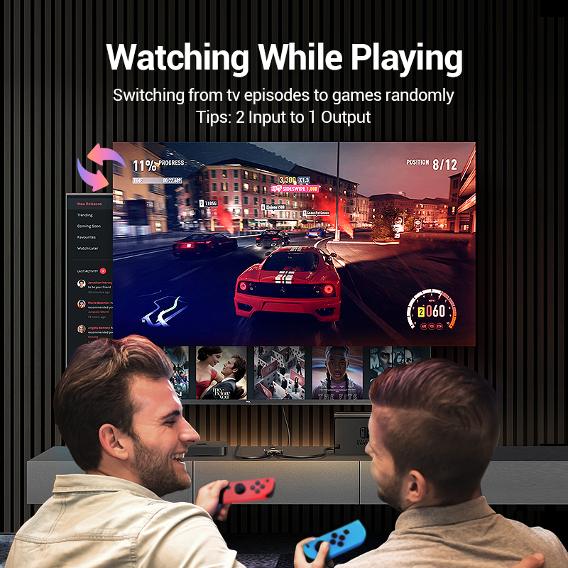 Zwei Männer spielen Videospiele auf einem Fernseher, der auch TV-Shows anzeigt.
