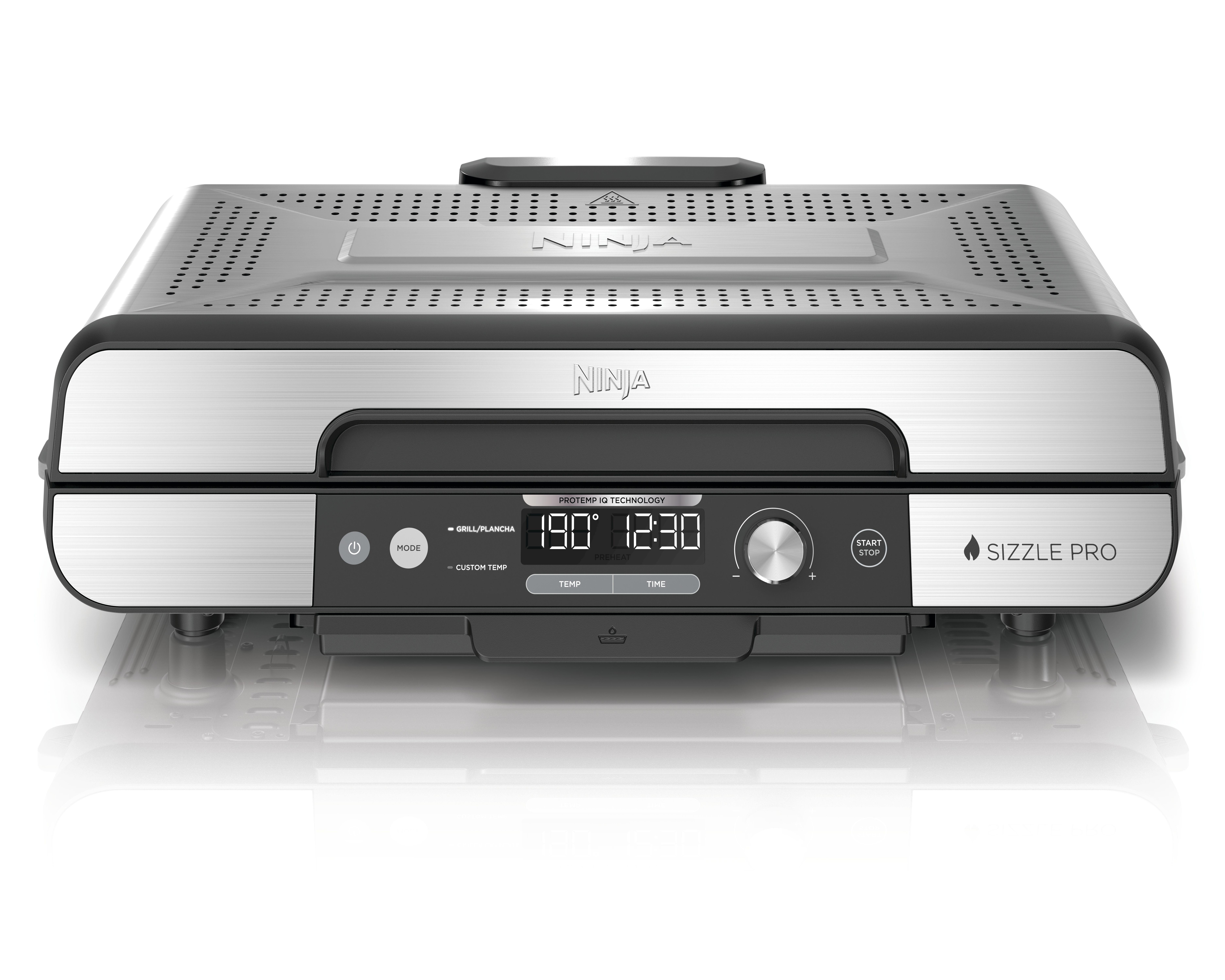 Ein silberner und schwarzer Ninja Grill mit digitalen Bedienelementen und Belüftungsschlitzen.