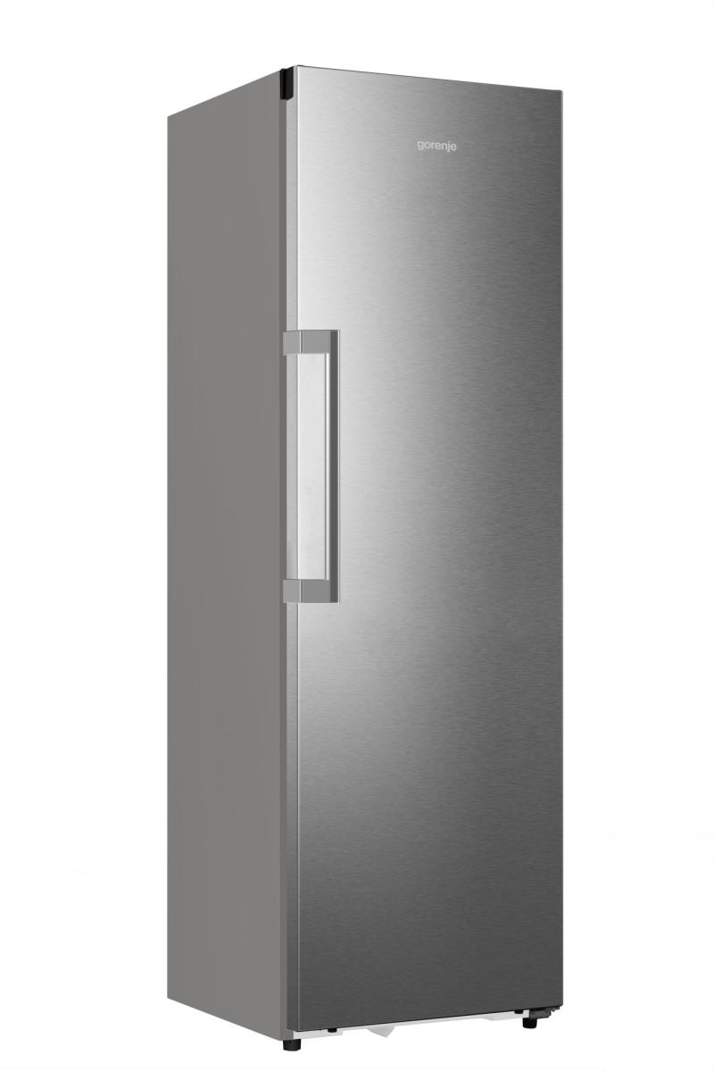 Ein schlanker, silberner Kühlschrank mit silbernem Griff und Gorenje-Logo.