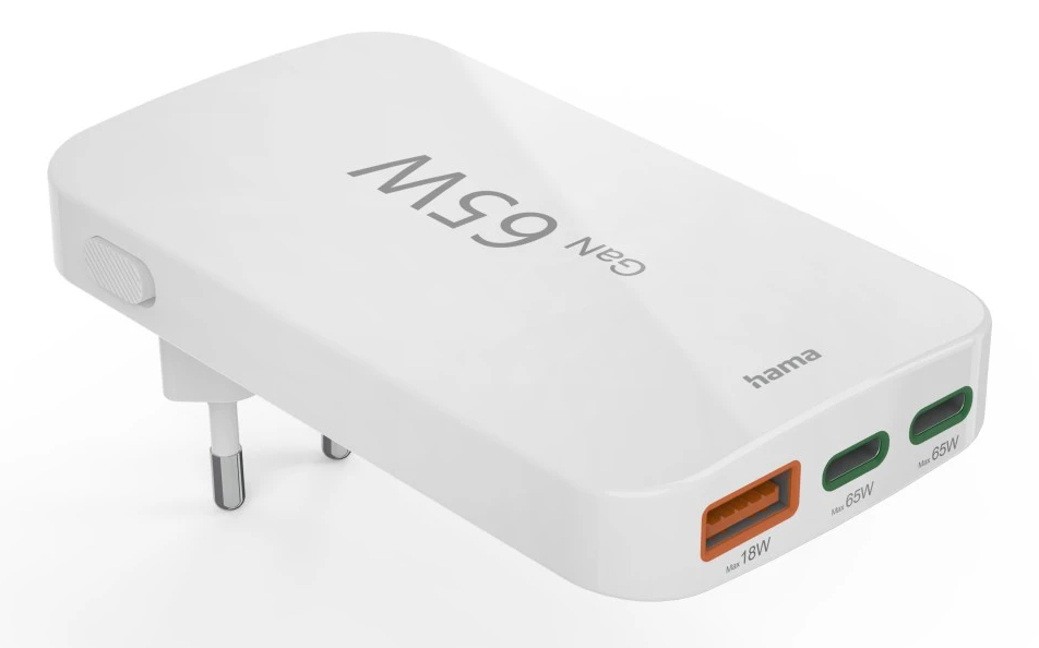 Un cargador Hama blanco con 3 puertos: 1 USB-A (18W) y 2 USB-C (65W).