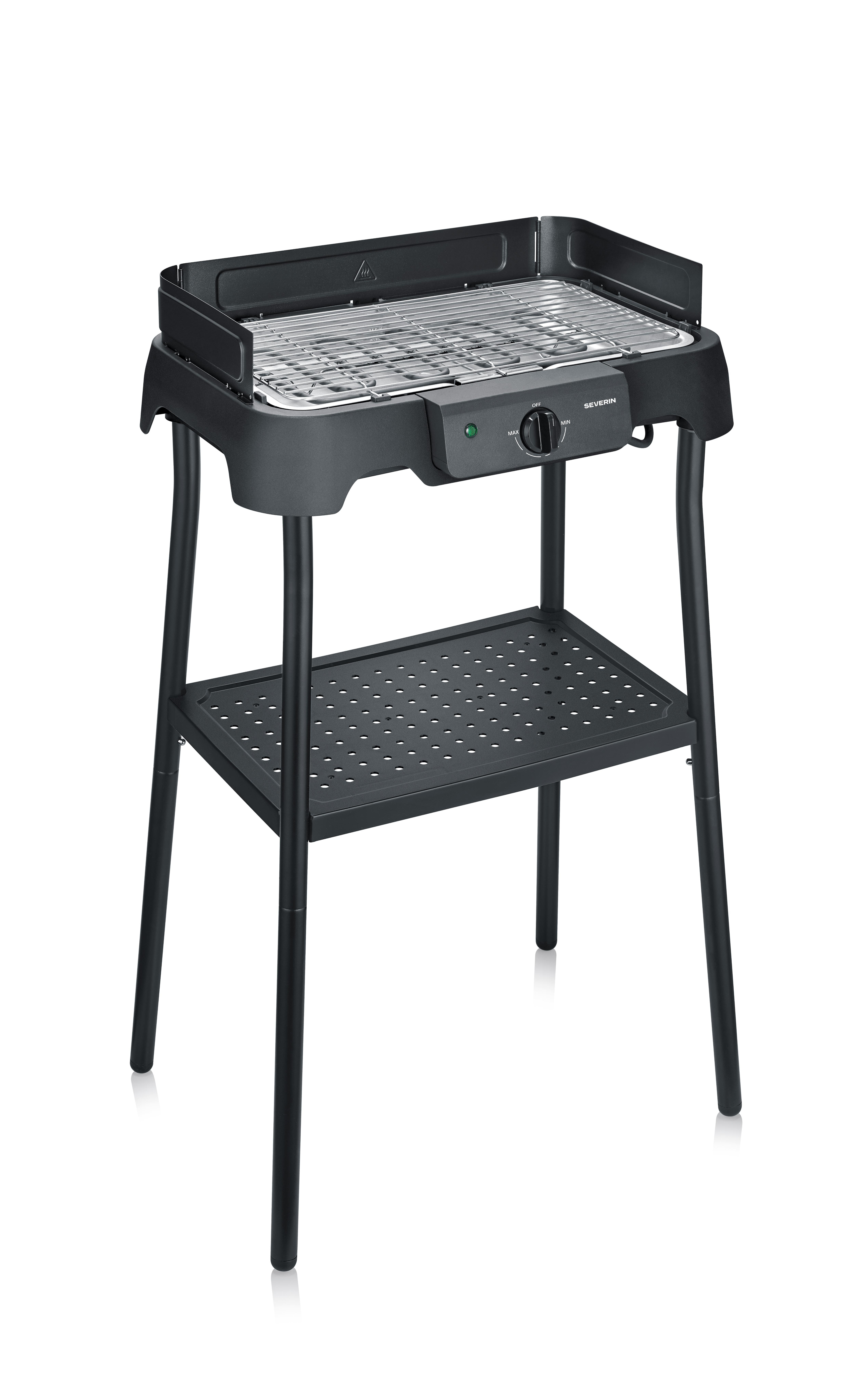 Ein schwarzer elektrischer Grill mit Grillrost und Ablage auf einem Ständer.