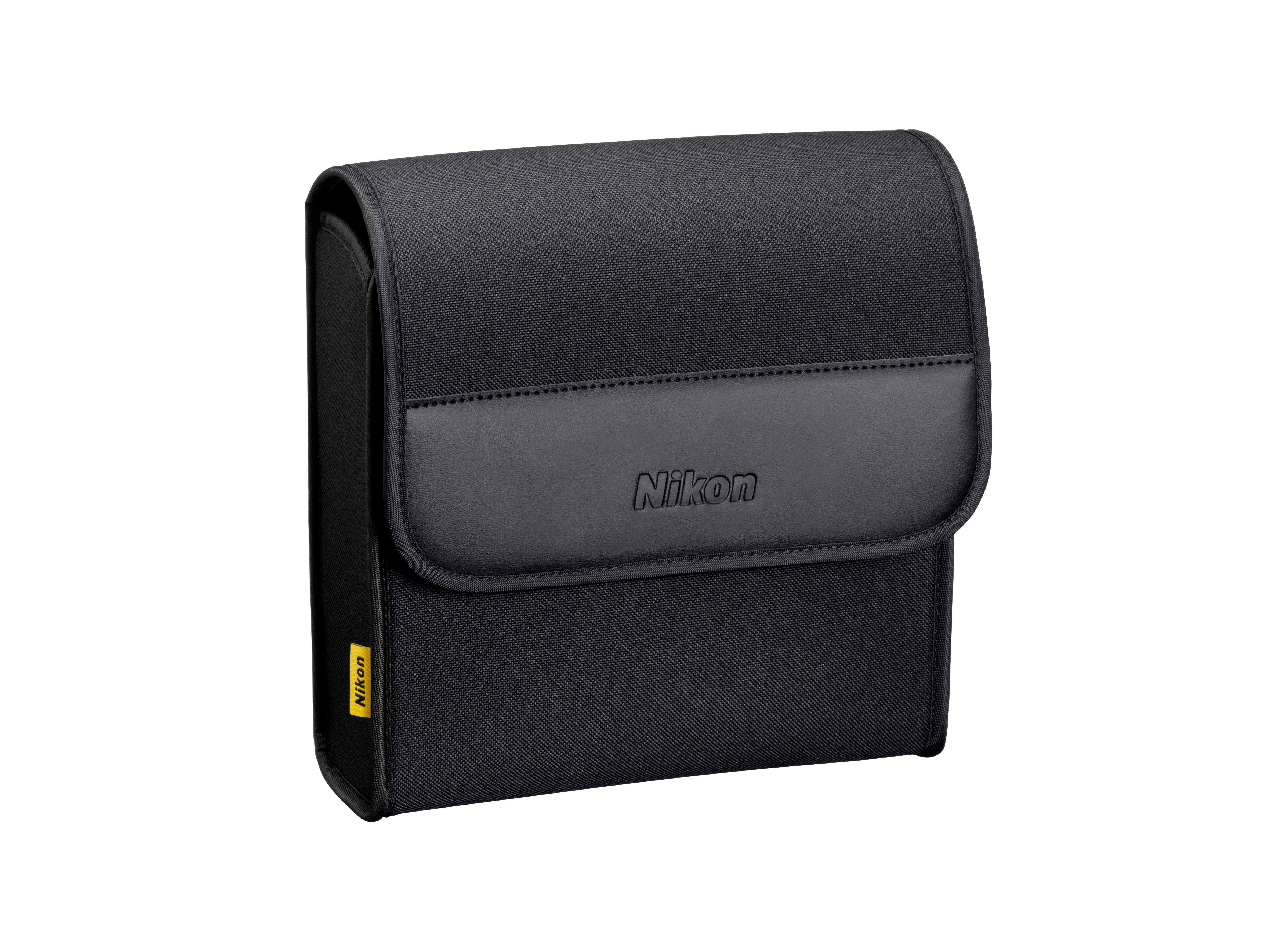 Schwarze Nikon Tasche mit Leder-Logo.