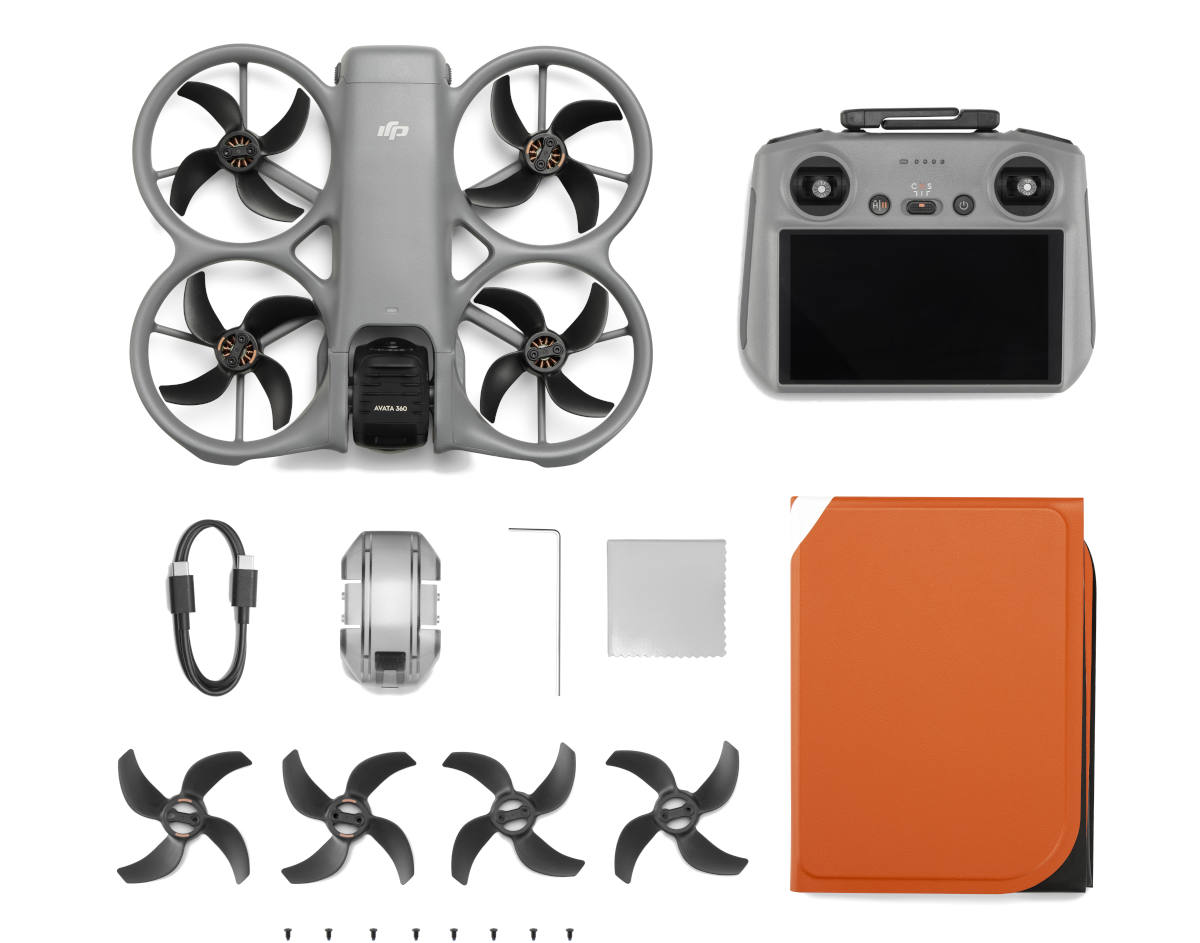 Szara dron DJI Avata, kontroler, zapasowe śmigła, kabel i akcesoria na czarnym tle.