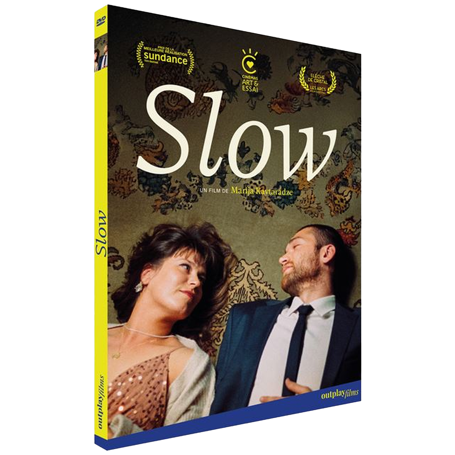 Jaquette DVD du film 'Slow'. Un couple est allongé l'un près de l'autre.