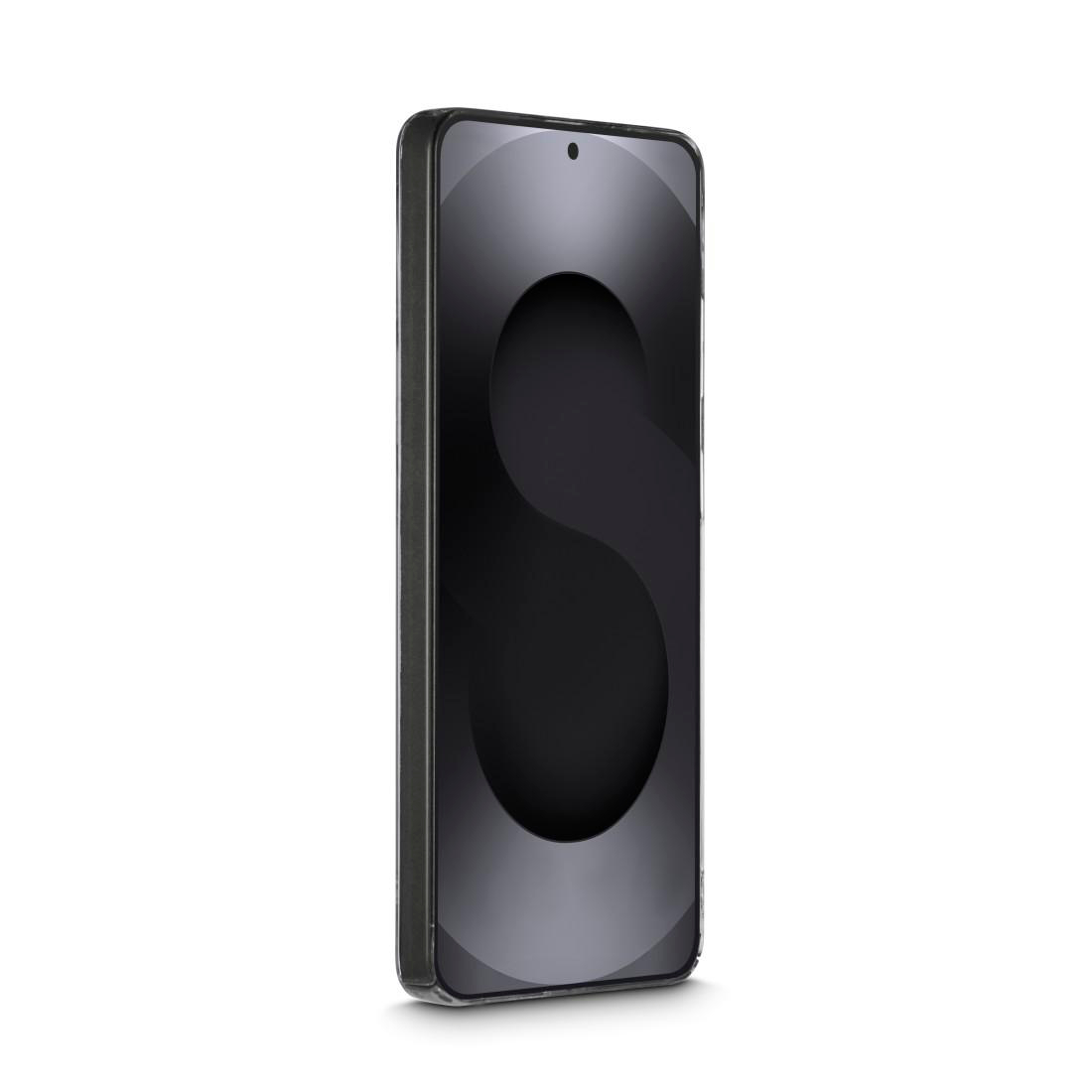 Ein schwarzes Smartphone mit einem S-förmigen Muster auf dem Display.