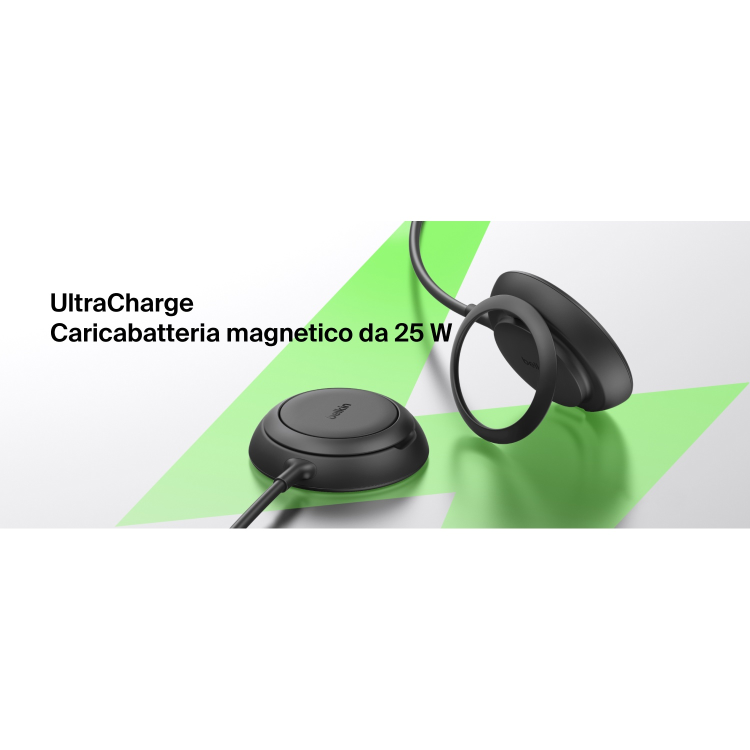 Caricabatterie magnetico nero da 25W con cavo su sfondo verde.