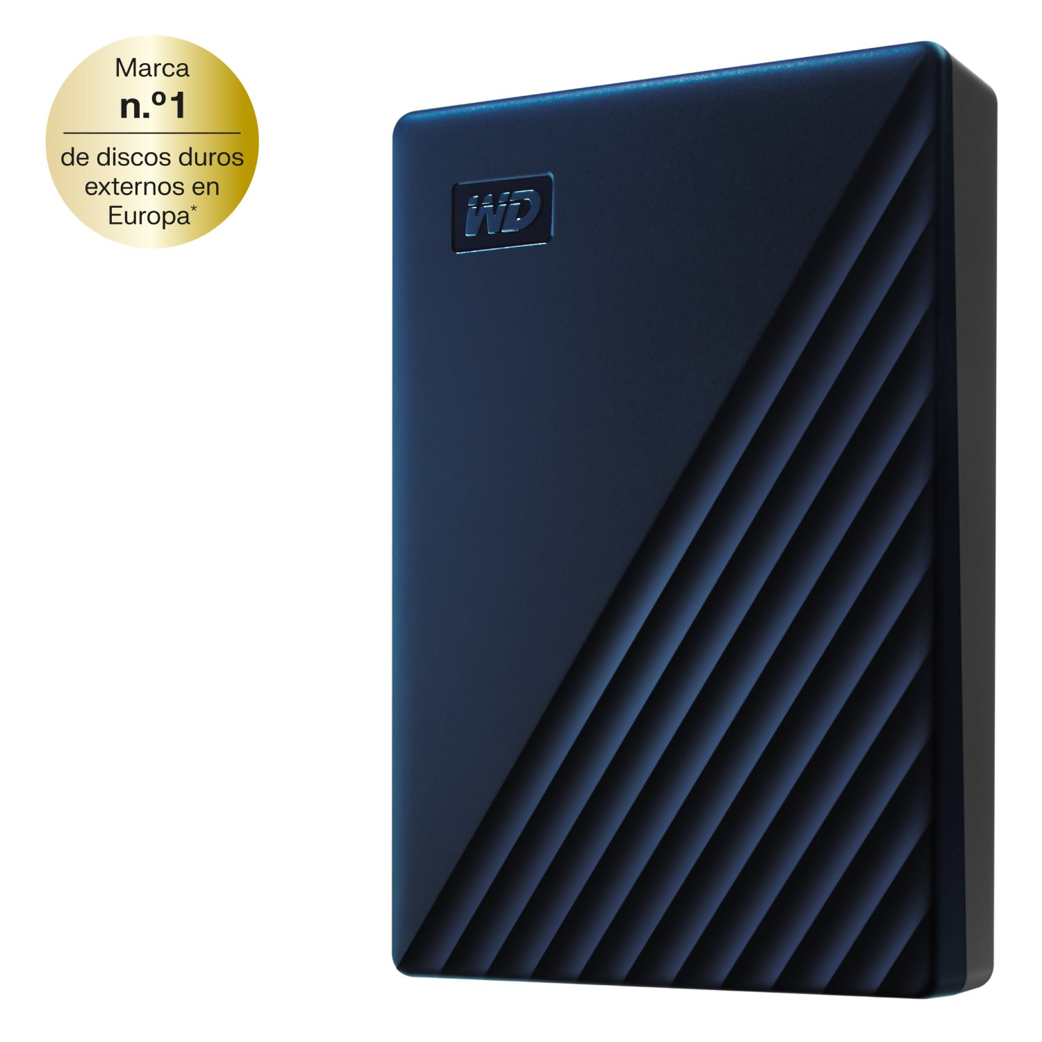 Un disco duro externo my passport para mac con una insignia que dice marca numero uno de discos duros externos en Europa
