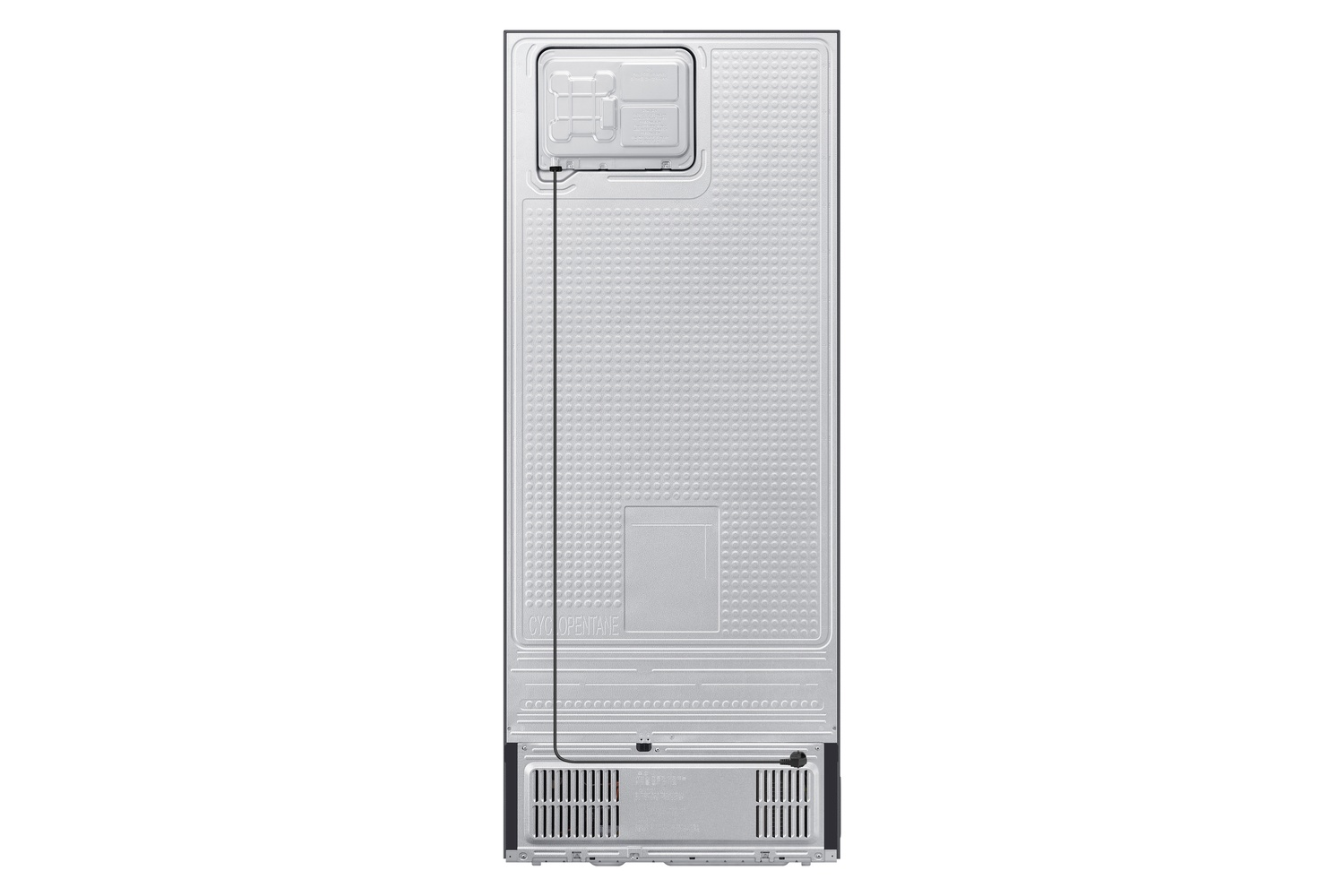 Parte trasera de un refrigerador blanco con placa metálica y rejilla de ventilación.
